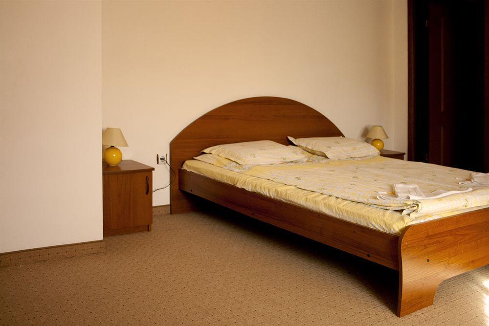 Korina Sky Hotel Банско Экстерьер фото